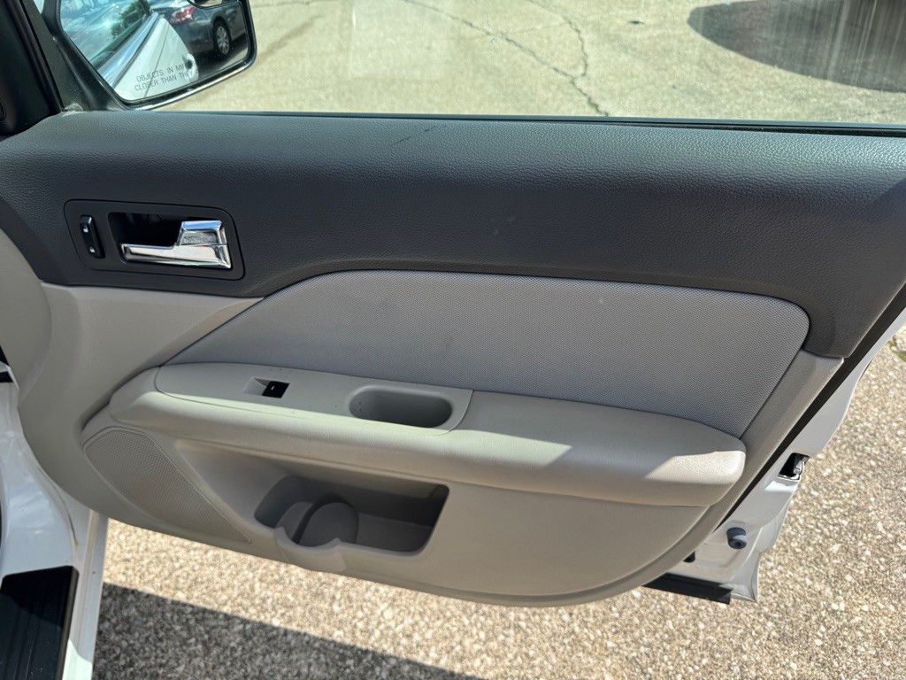 2012 Ford Fusion Image 23