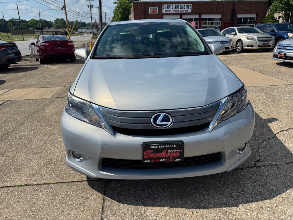 2011 Lexus HS Image 2