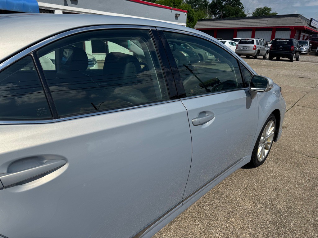 2011 Lexus HS Image 9