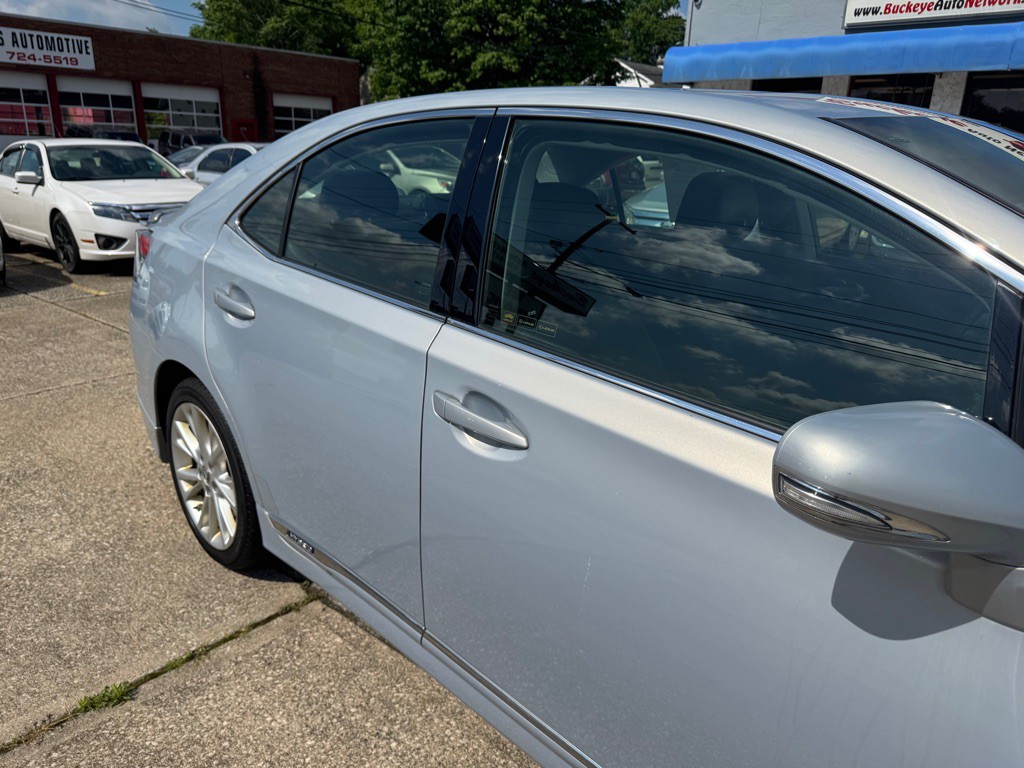 2011 Lexus HS Image 10