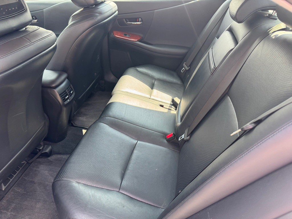 2011 Lexus HS Image 20
