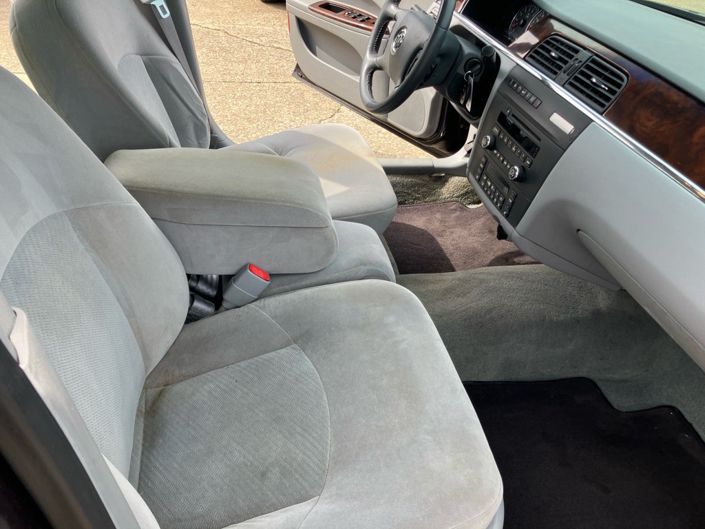 2007 Buick Lacrosse Image 23