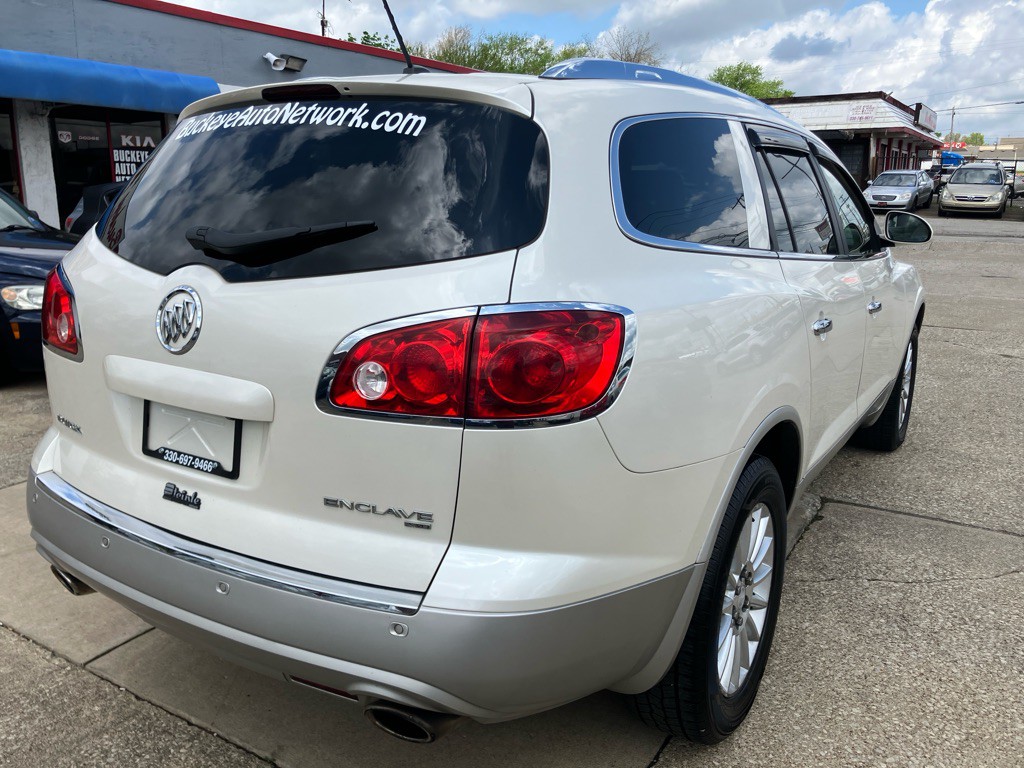 2012 Buick Enclave Image 8