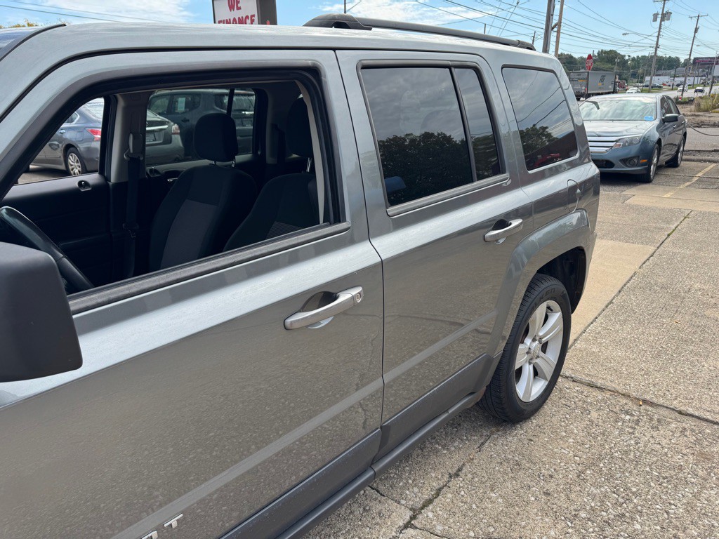 2014 Jeep Patriot Image 4