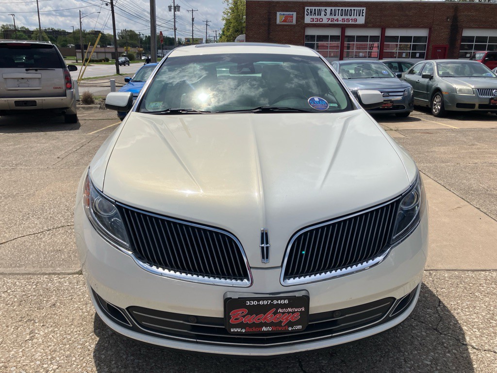 2013 Lincoln MKS Image 2