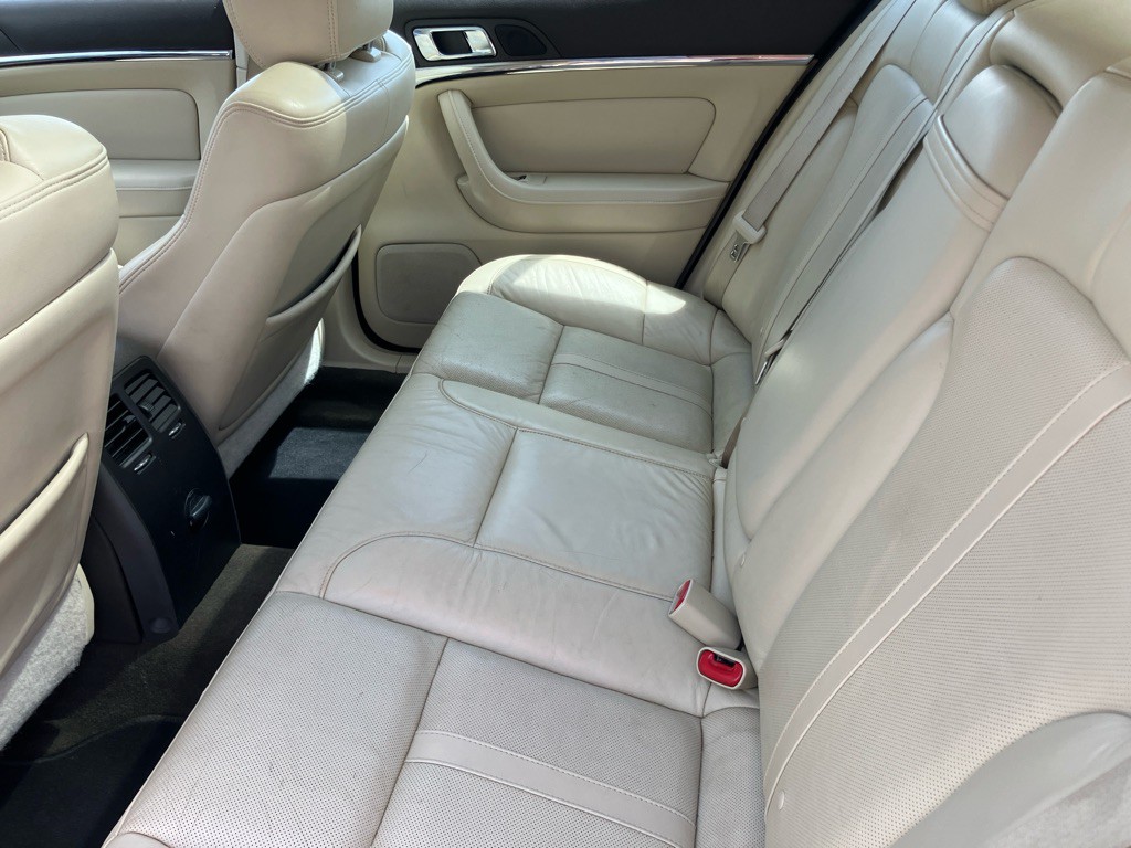 2013 Lincoln MKS Image 20
