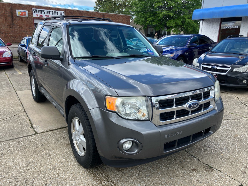 2009 Ford Escape Image 1