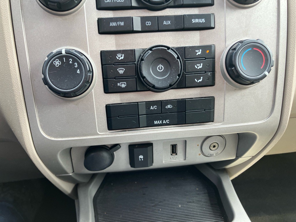 2009 Ford Escape Image 16
