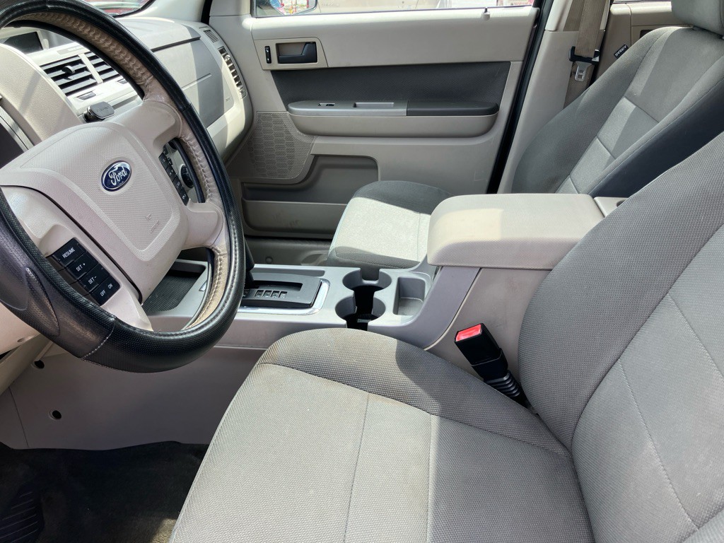 2009 Ford Escape Image 18