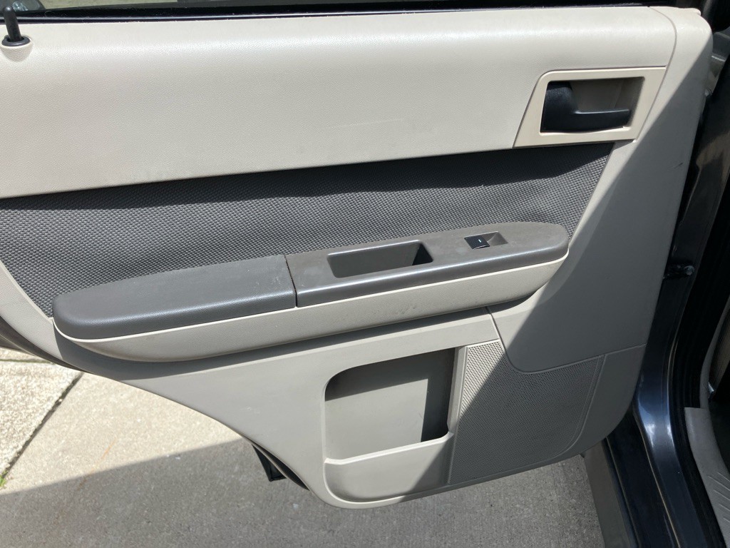 2009 Ford Escape Image 19