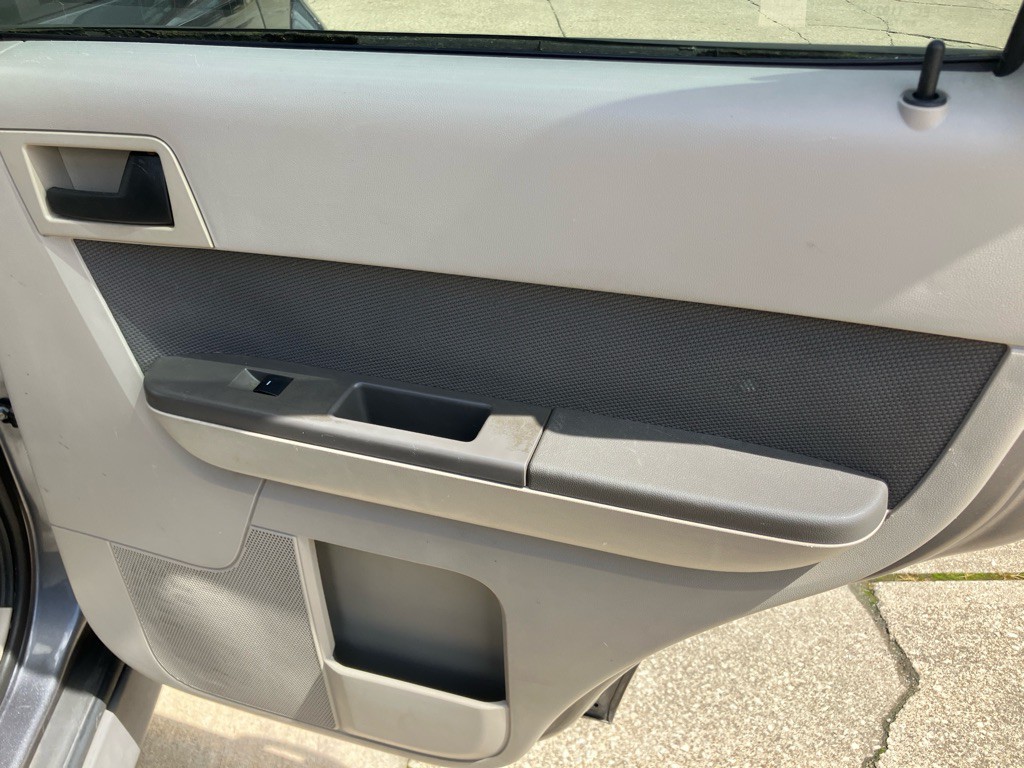 2009 Ford Escape Image 21