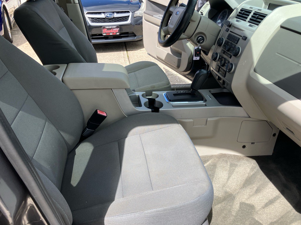 2009 Ford Escape Image 24