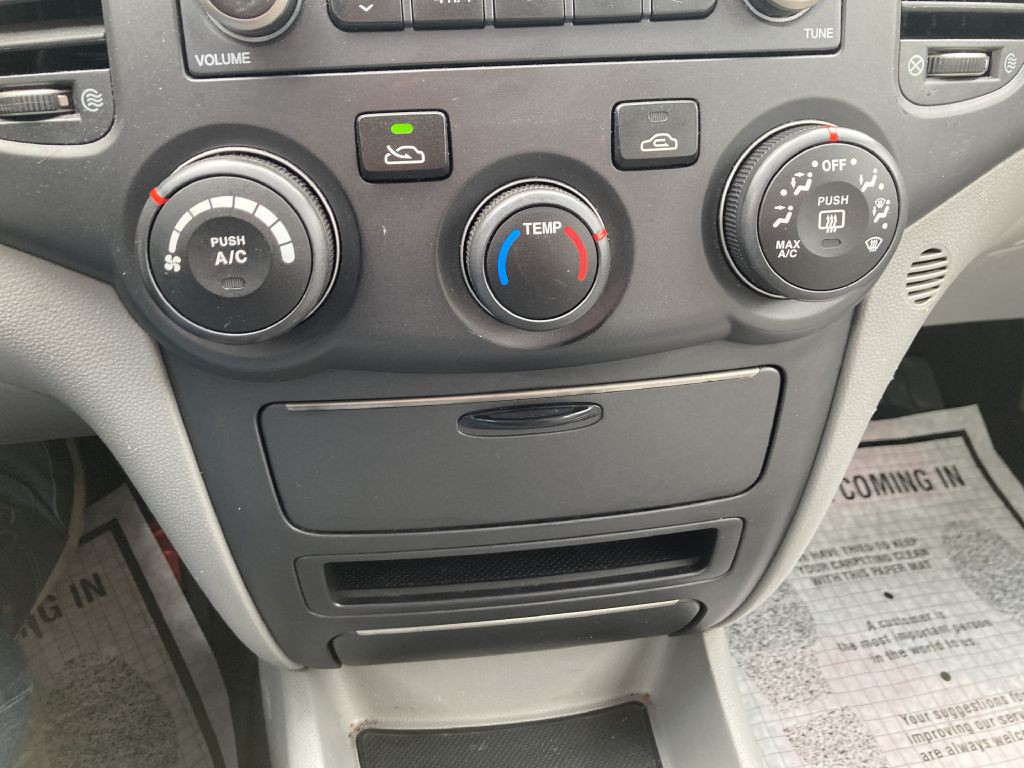 2008 Kia Optima Image 14