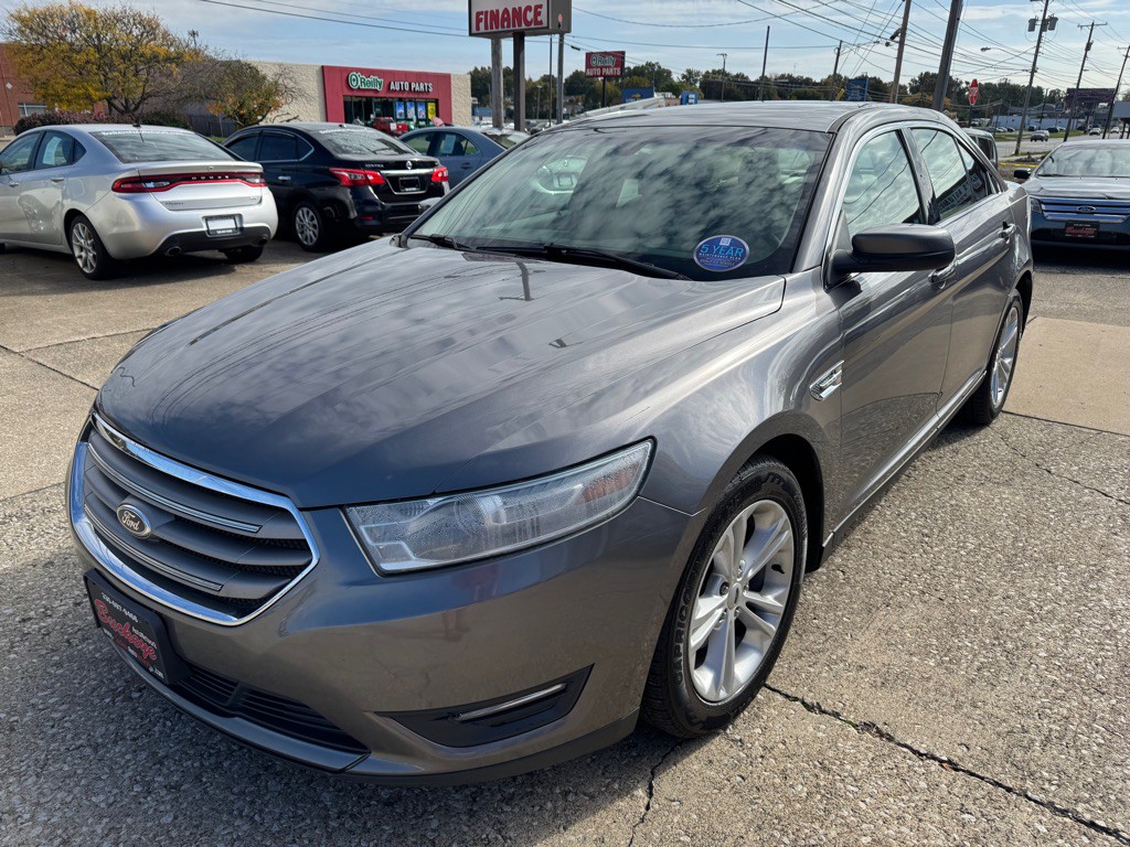 2013 Ford Taurus Image 3