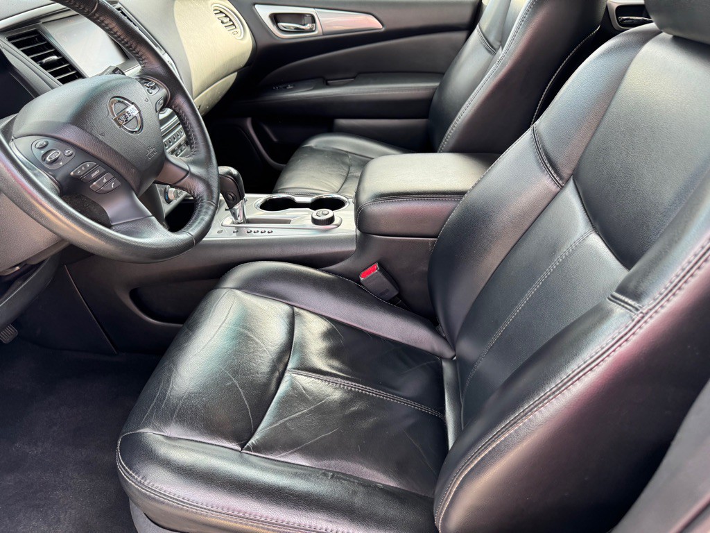 2018 Nissan Pathfinder Image 17