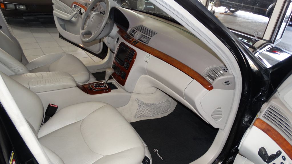 2000 Mercedes-Benz S-Class Image 13