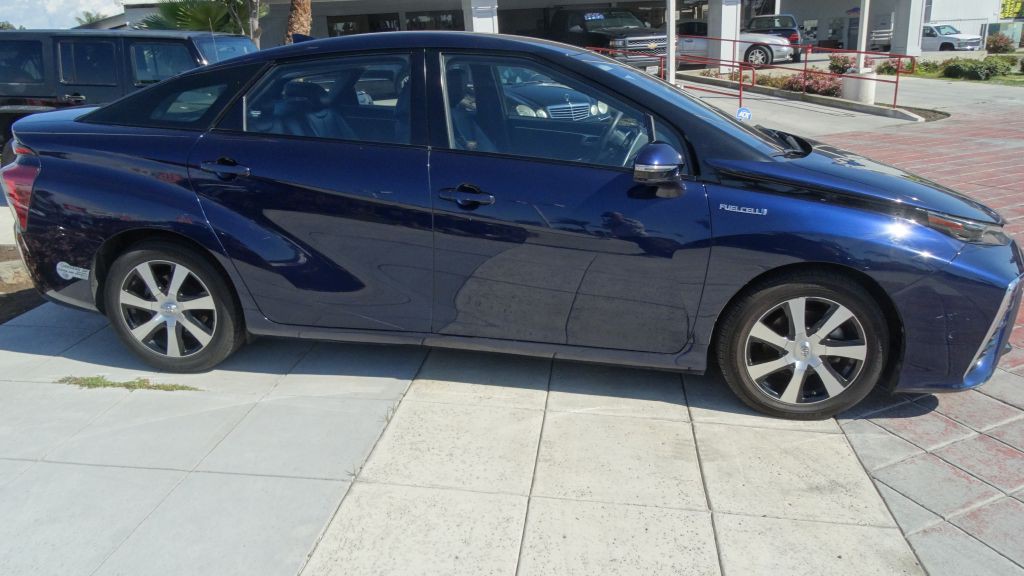 2016 Toyota Mirai Image 5