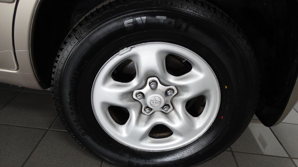 2005 Toyota Highlander Image 14