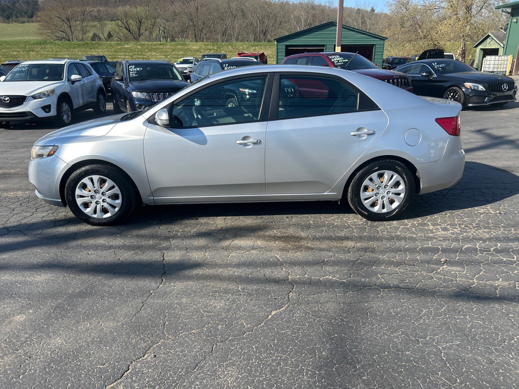 2013 Kia Forte Image 8