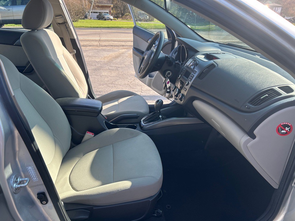 2013 Kia Forte Image 13