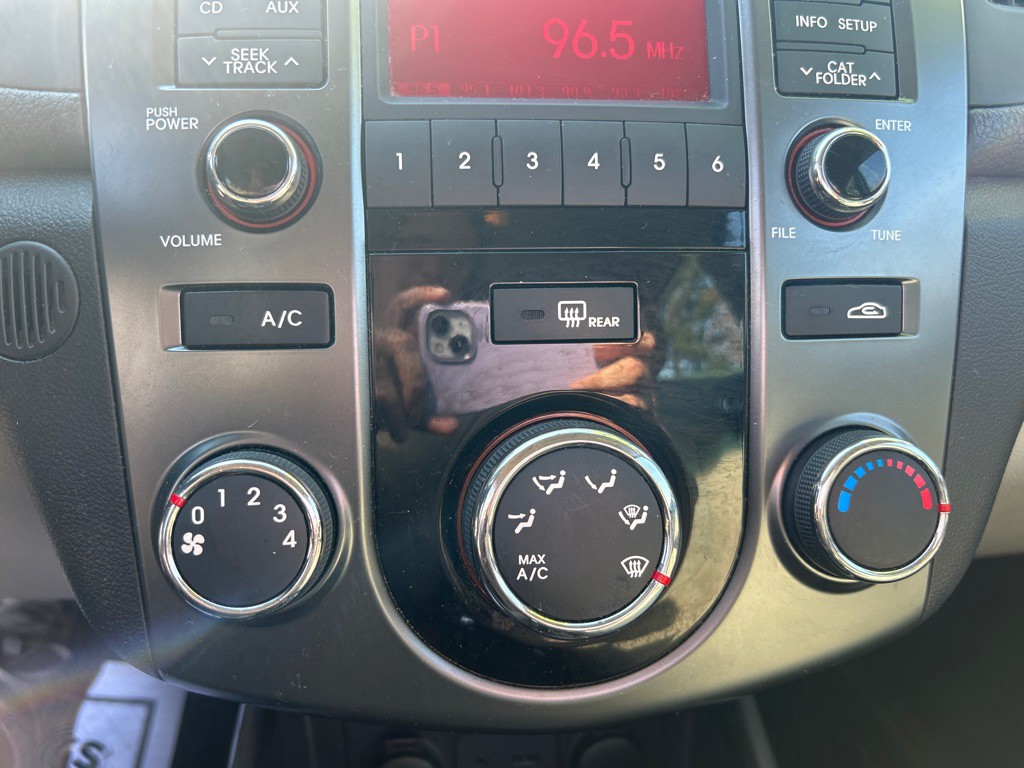 2013 Kia Forte Image 22