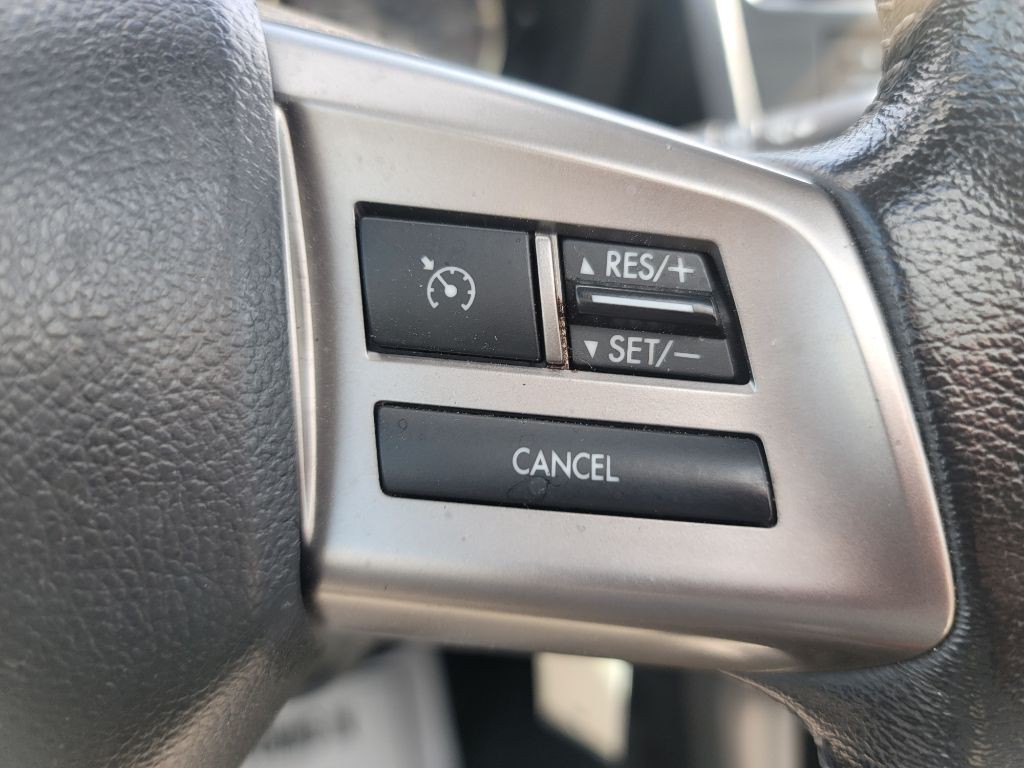 2015 Subaru Forester Image 16