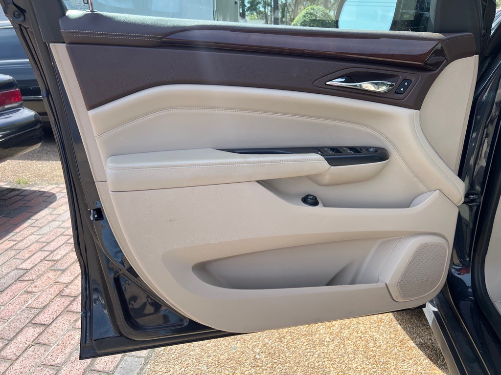 2014 Cadillac SRX Image 9