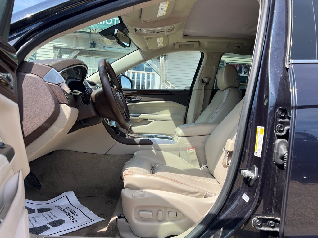 2014 Cadillac SRX Image 10