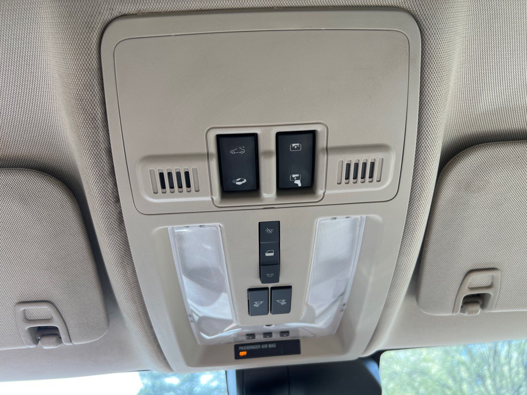 2014 Cadillac SRX Image 17