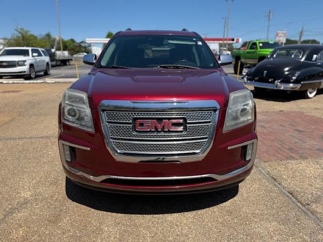 2016 GMC Terrain Image 2