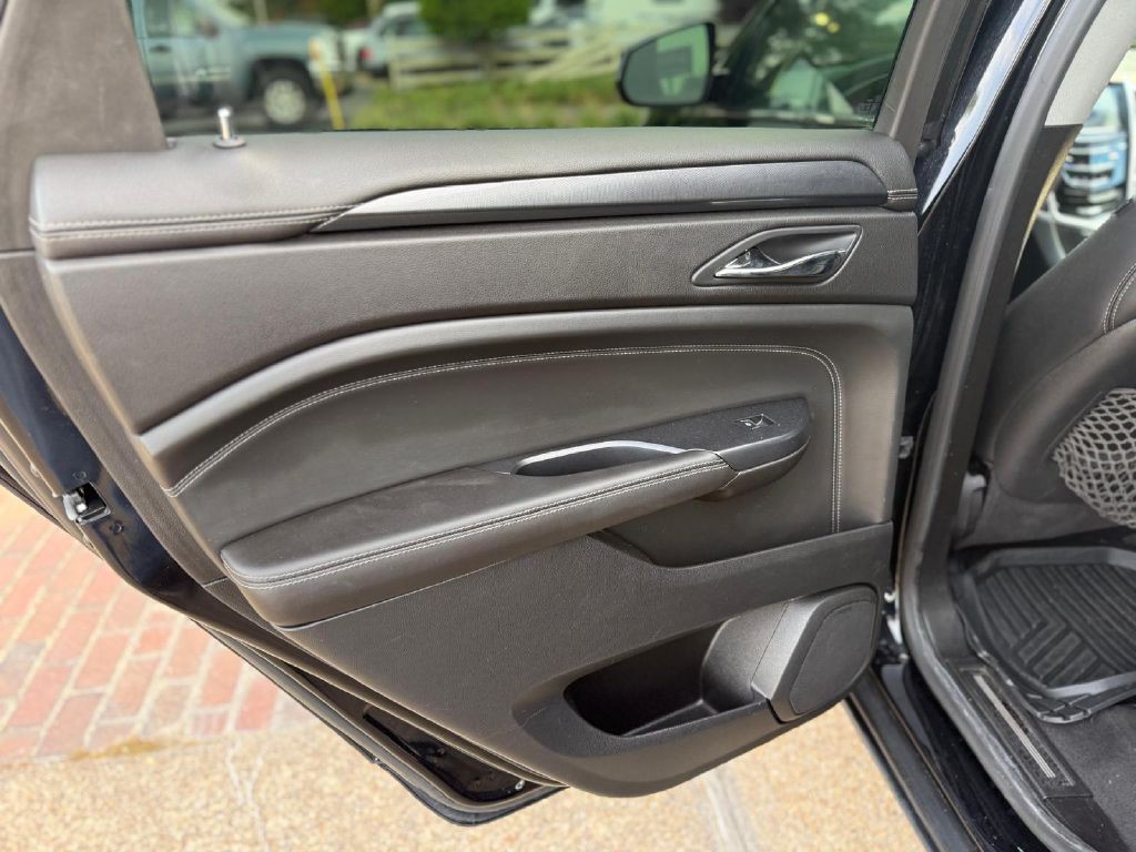 2014 Cadillac SRX Image 24