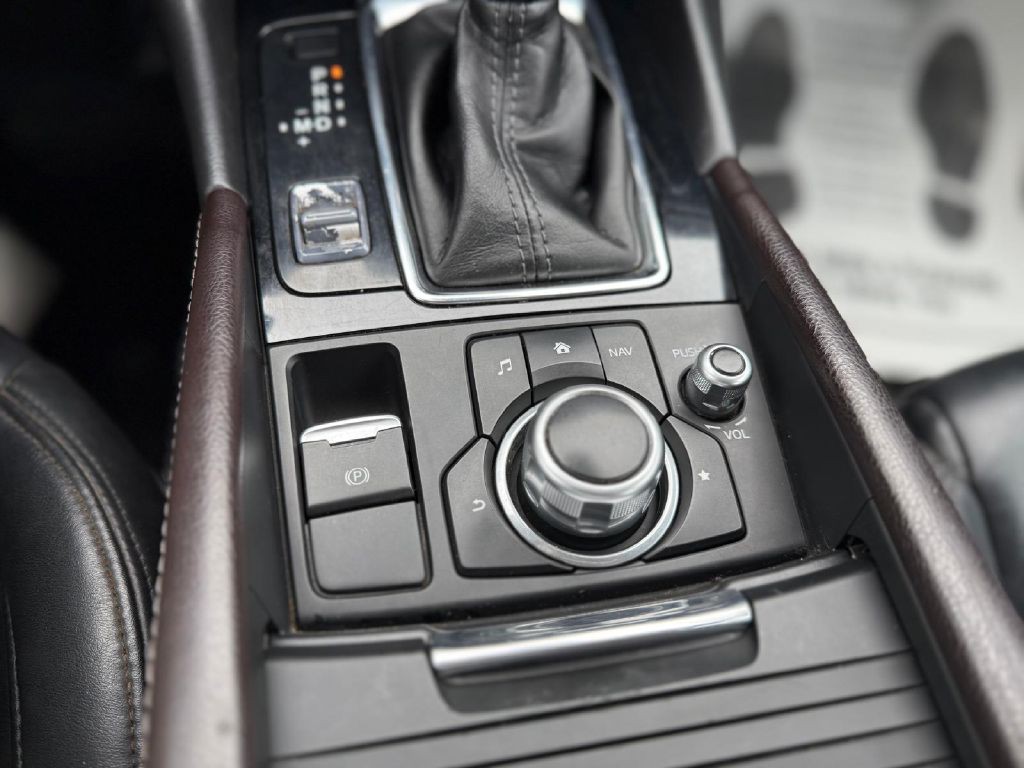 2017 Mazda Mazda3 Image 16