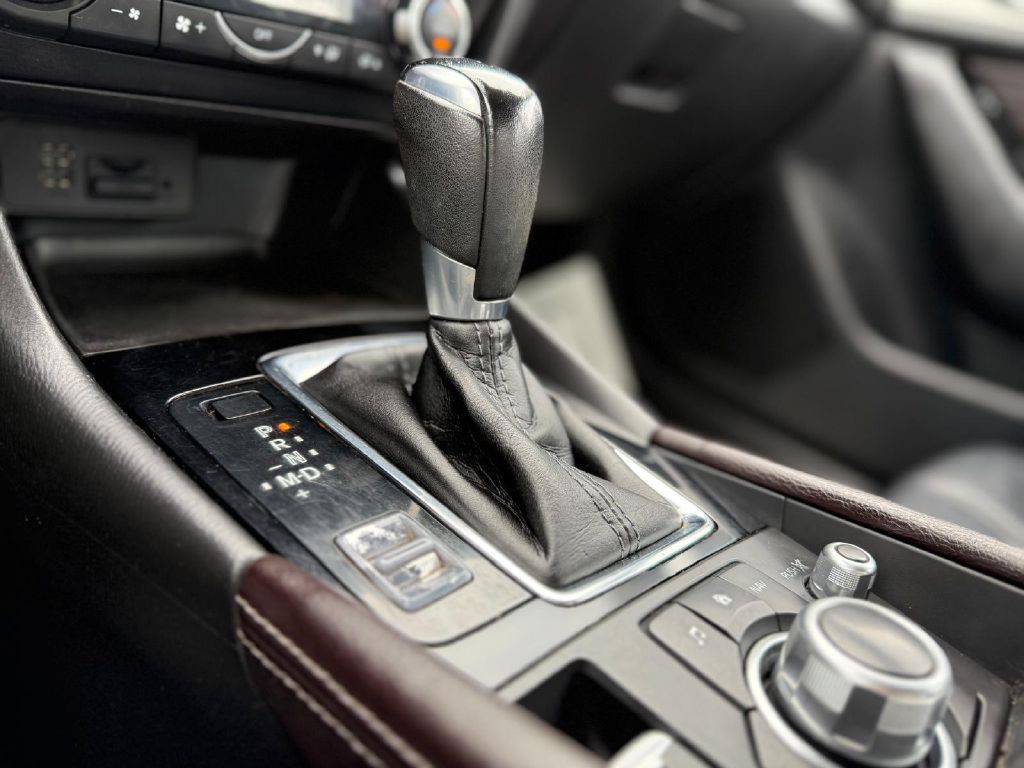 2017 Mazda Mazda3 Image 17