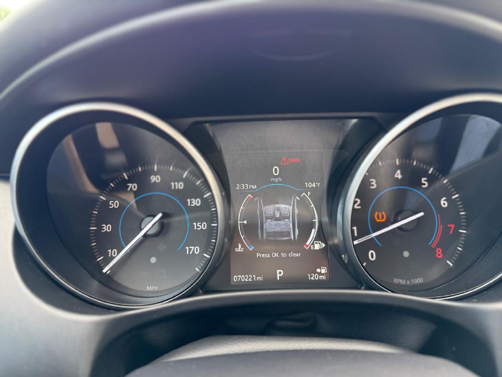 2017 Jaguar XE Image 13