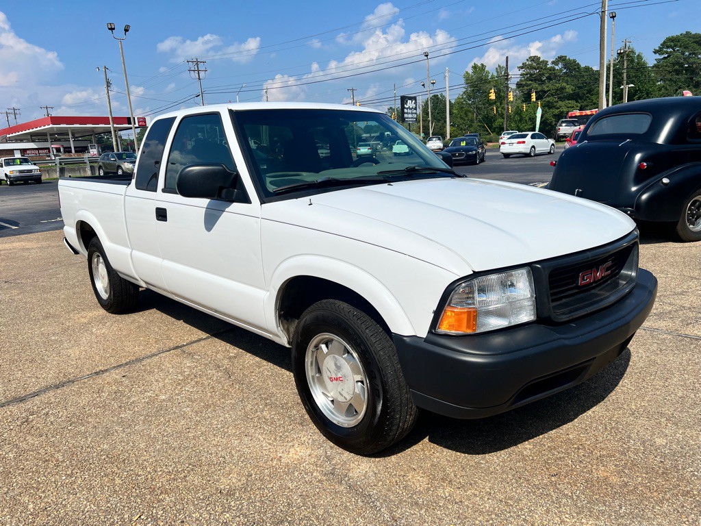 2002 GMC Sonoma Image 3