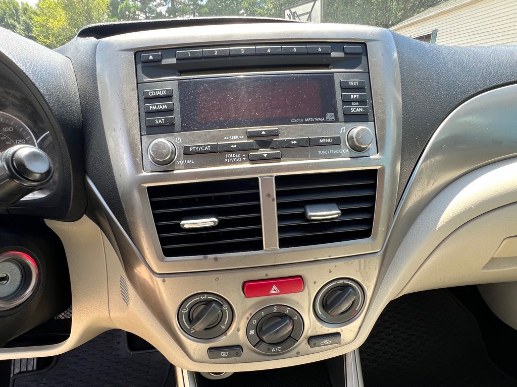 2010 Subaru Impreza Image 17