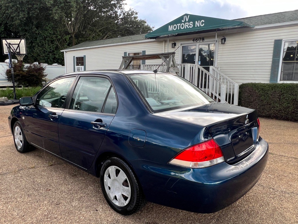 2005 Mitsubishi Lancer Image 7