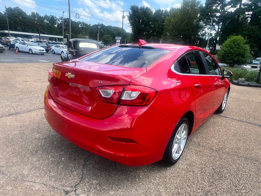 2018 Chevrolet Cruze Image 5