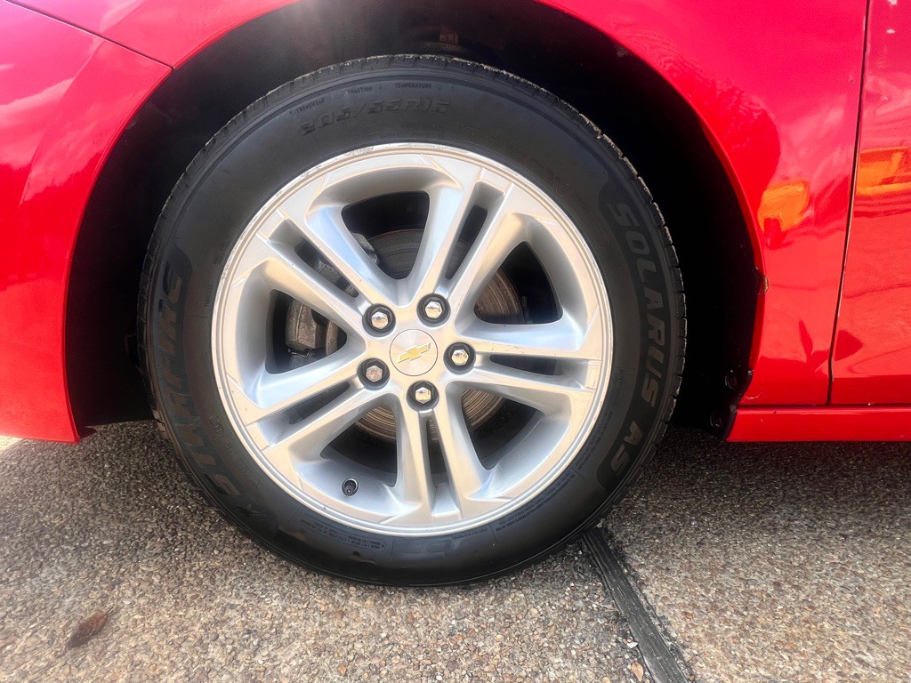 2018 Chevrolet Cruze Image 9