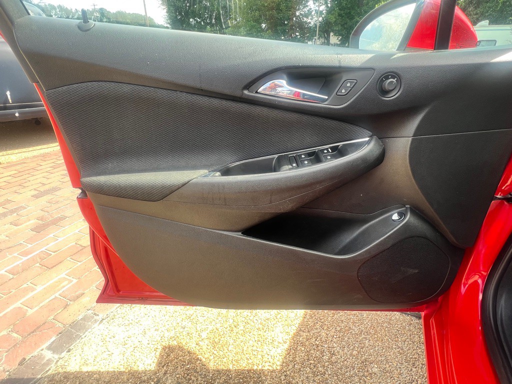 2018 Chevrolet Cruze Image 10