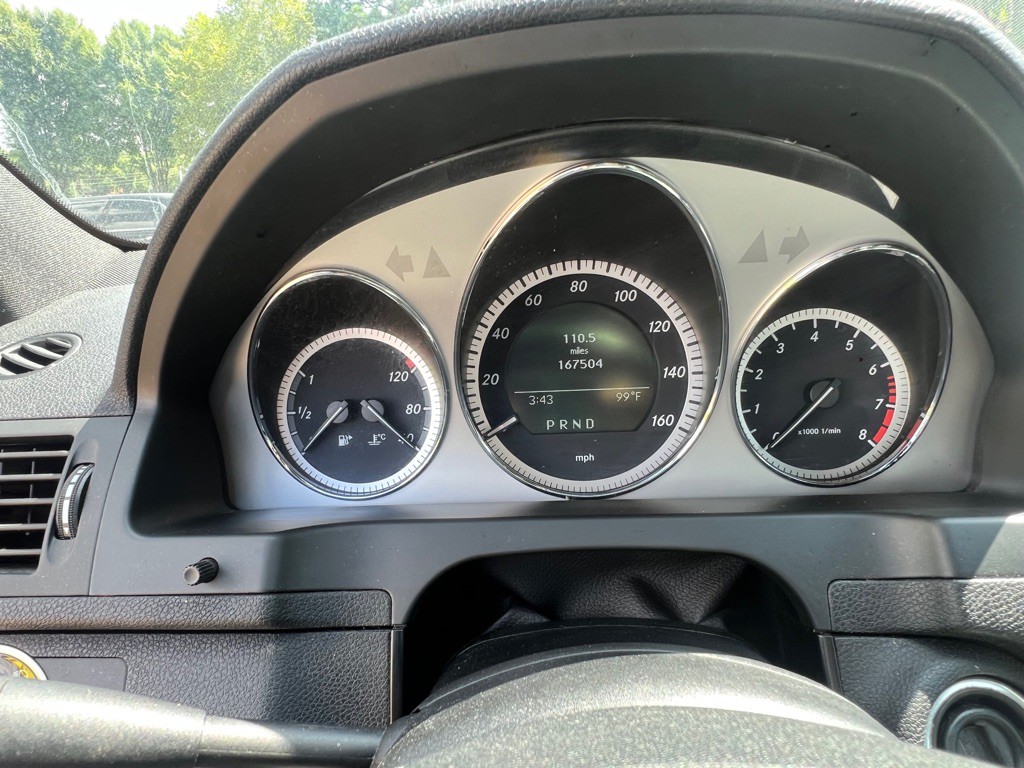 2011 Mercedes-Benz C-Class Image 15
