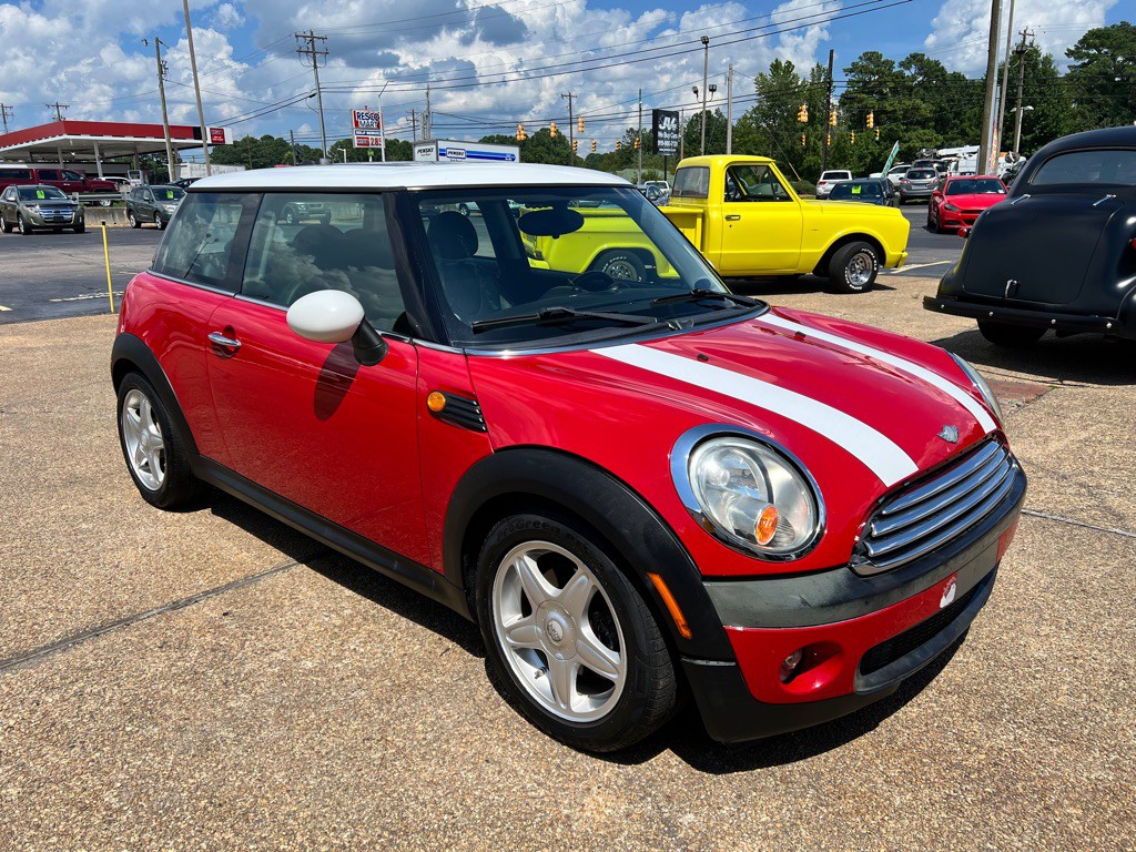2010 MINI Cooper Image 3