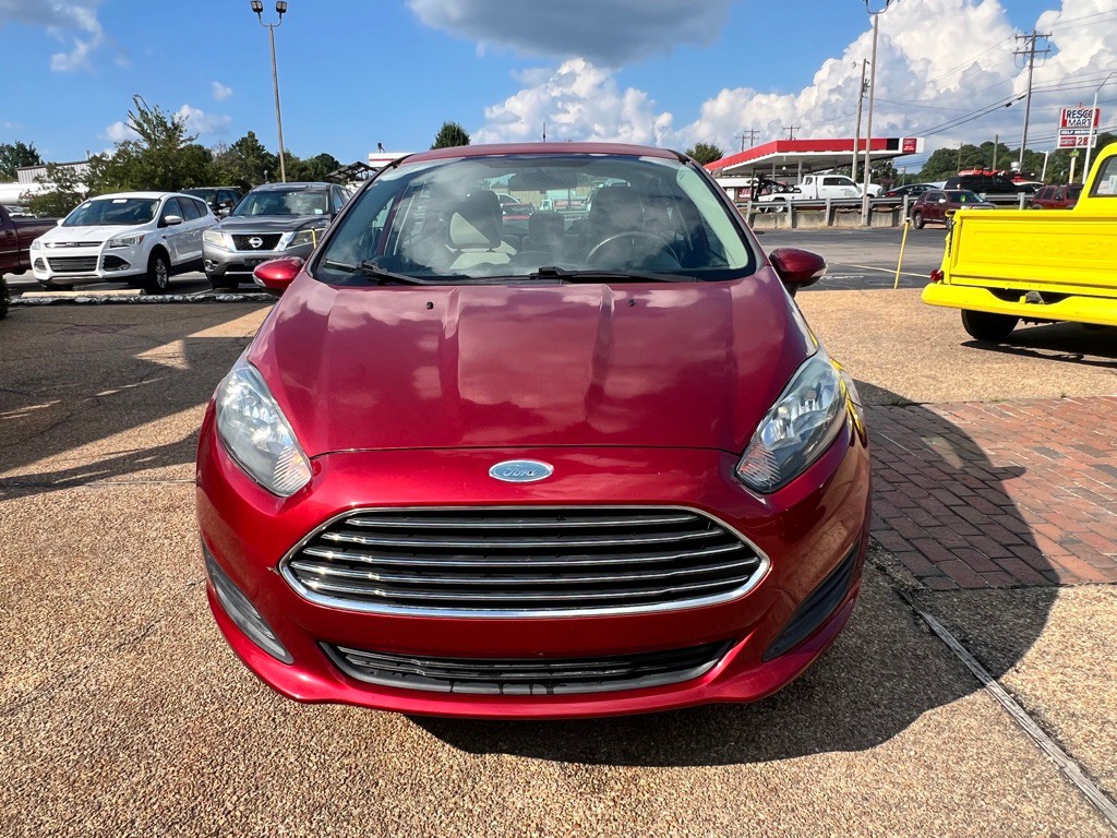 2014 Ford Fiesta Image 2