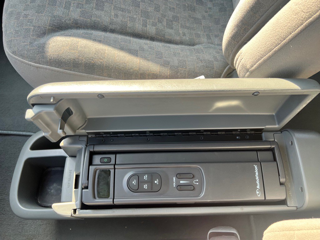 2002 Nissan Quest Image 16