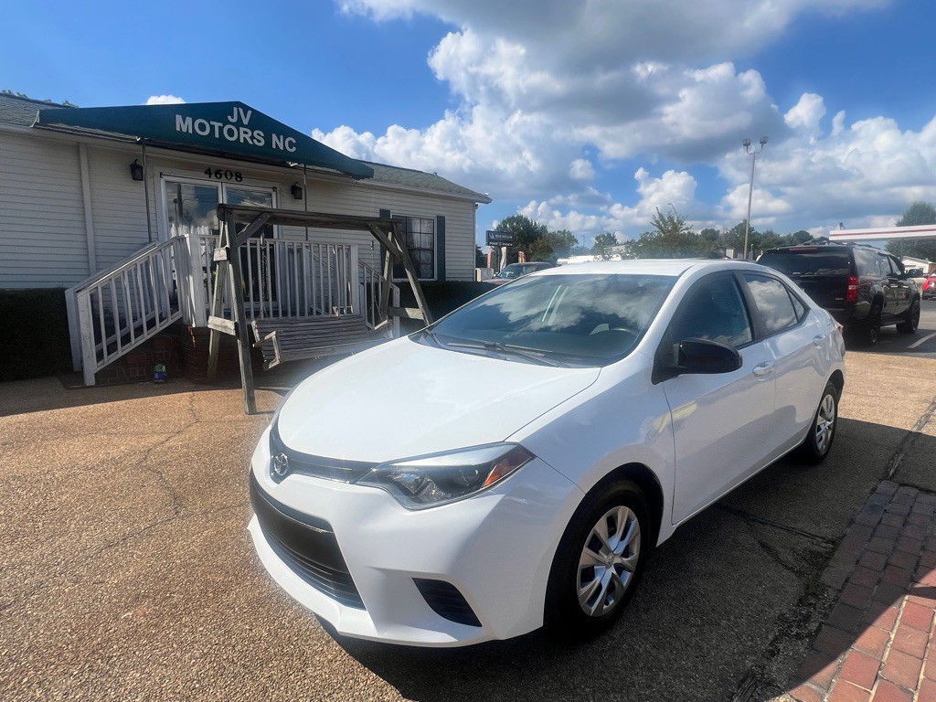 2014 Toyota Corolla Image 1