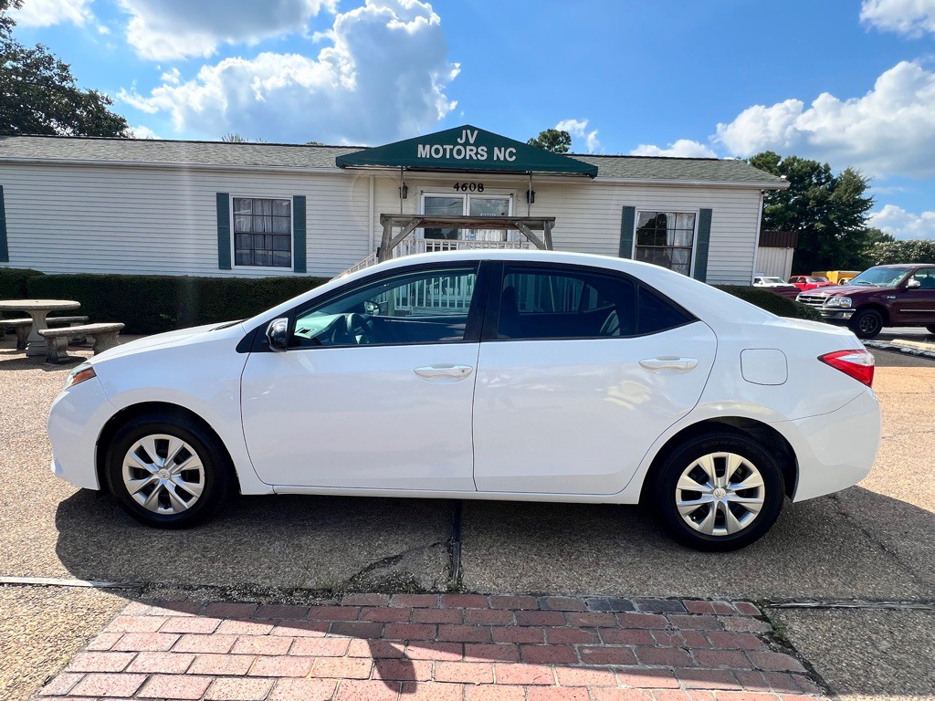 2014 Toyota Corolla Image 8