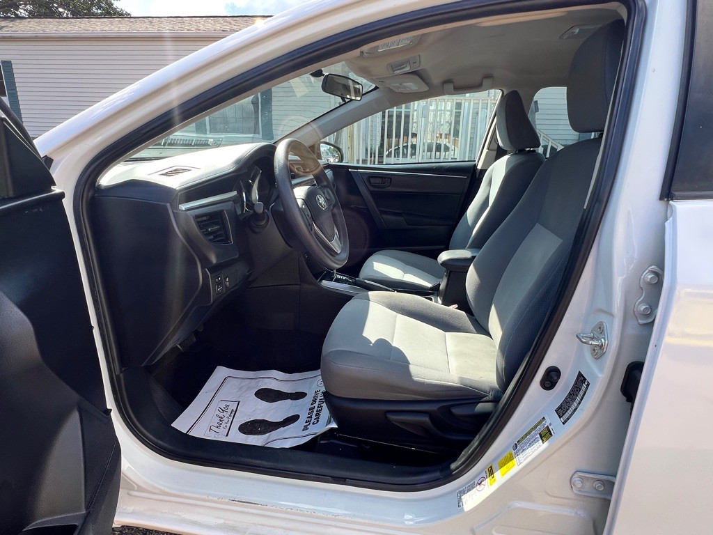 2014 Toyota Corolla Image 10