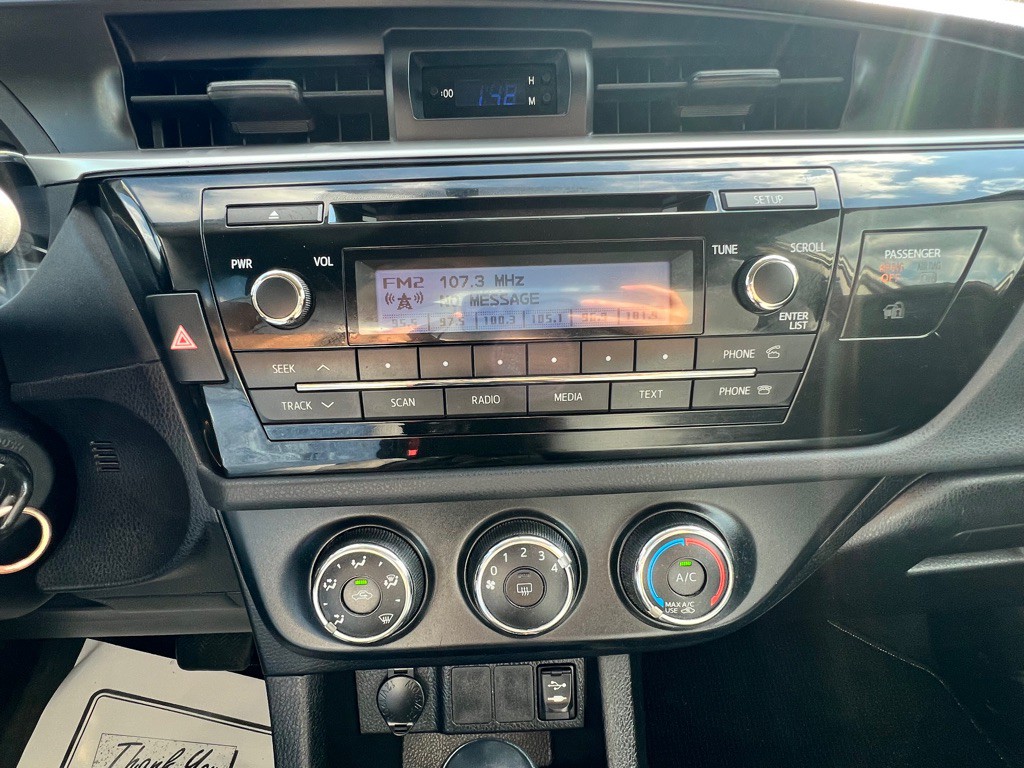 2014 Toyota Corolla Image 13