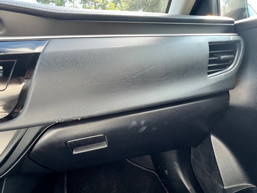 2014 Toyota Corolla Image 15
