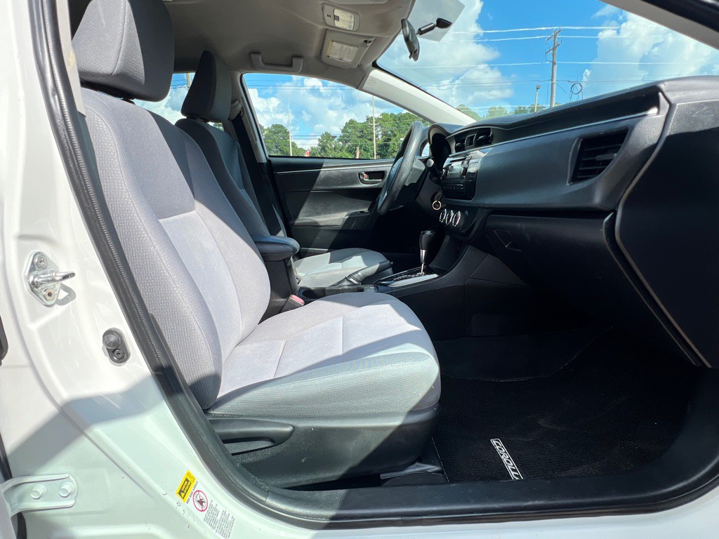 2014 Toyota Corolla Image 22